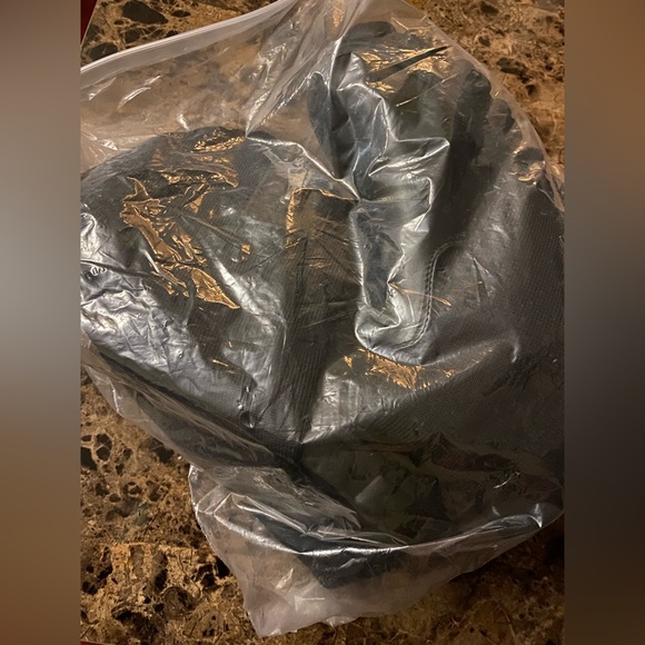 WOMEN’S BLACK KNEE HIGH BOOTS - Picture 2 of 6